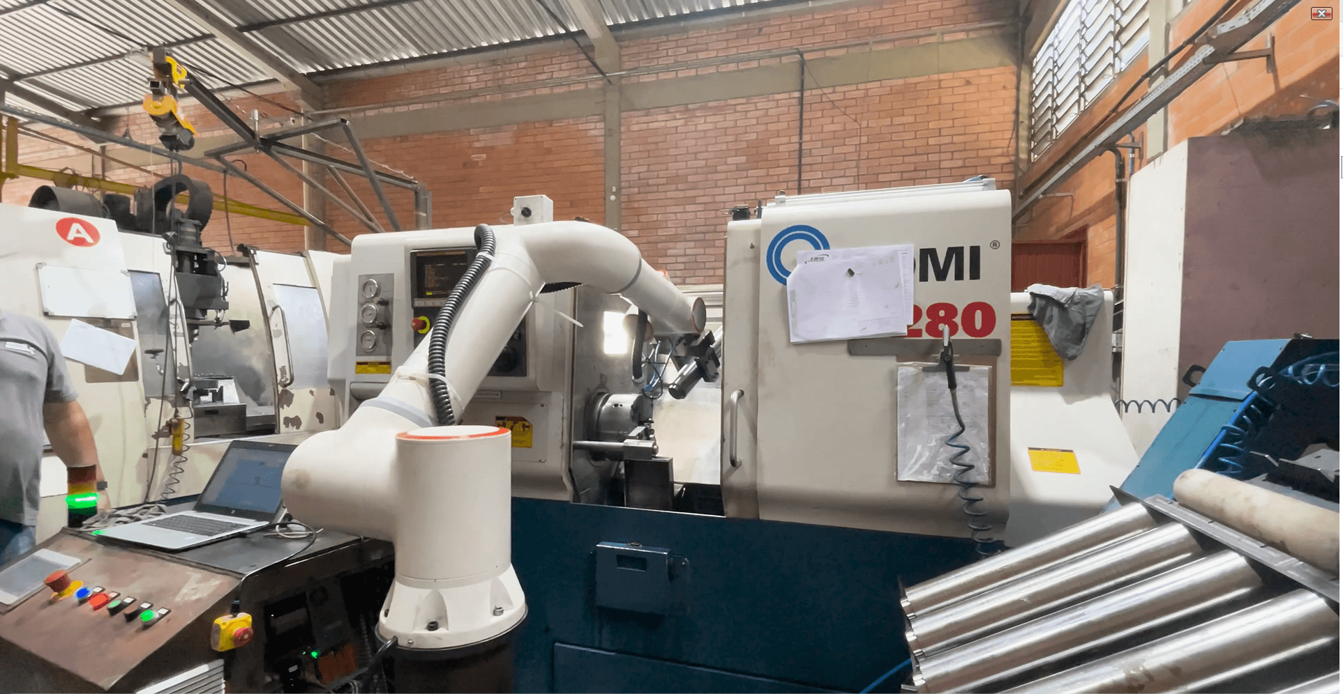 Alimentação de torno CNC